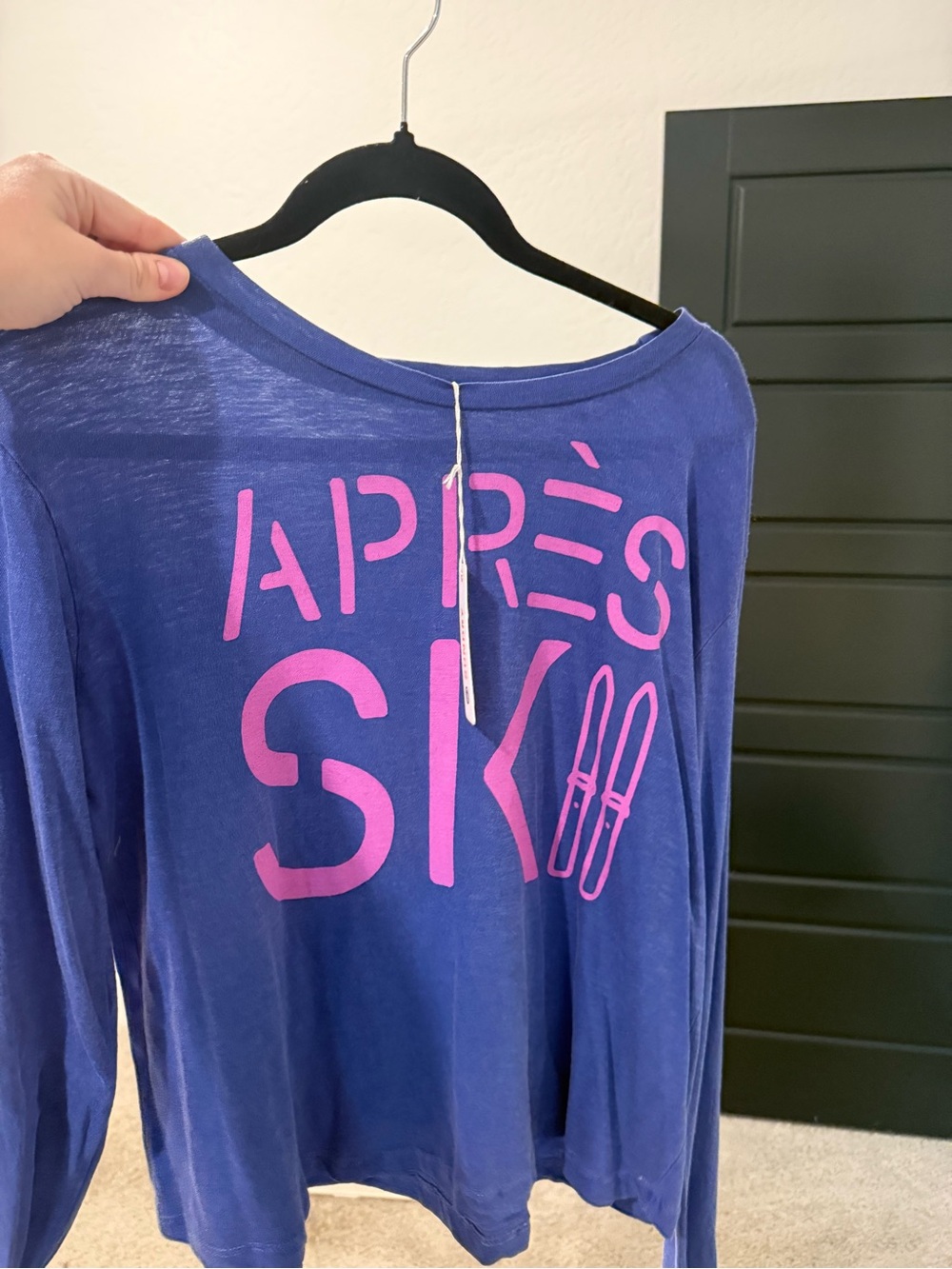 Sundry Long Sleeve 'Après Ski' Graphic Tee - Blue & Pink